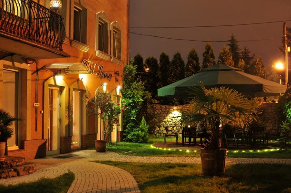 Hotel Lorenzo Cracovia Esterno foto